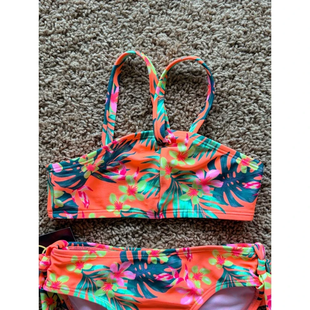 Art Class Vibrant Tropical Hawaiian Floral Bikini 2pc Bathing Swim Suit 8 NWT